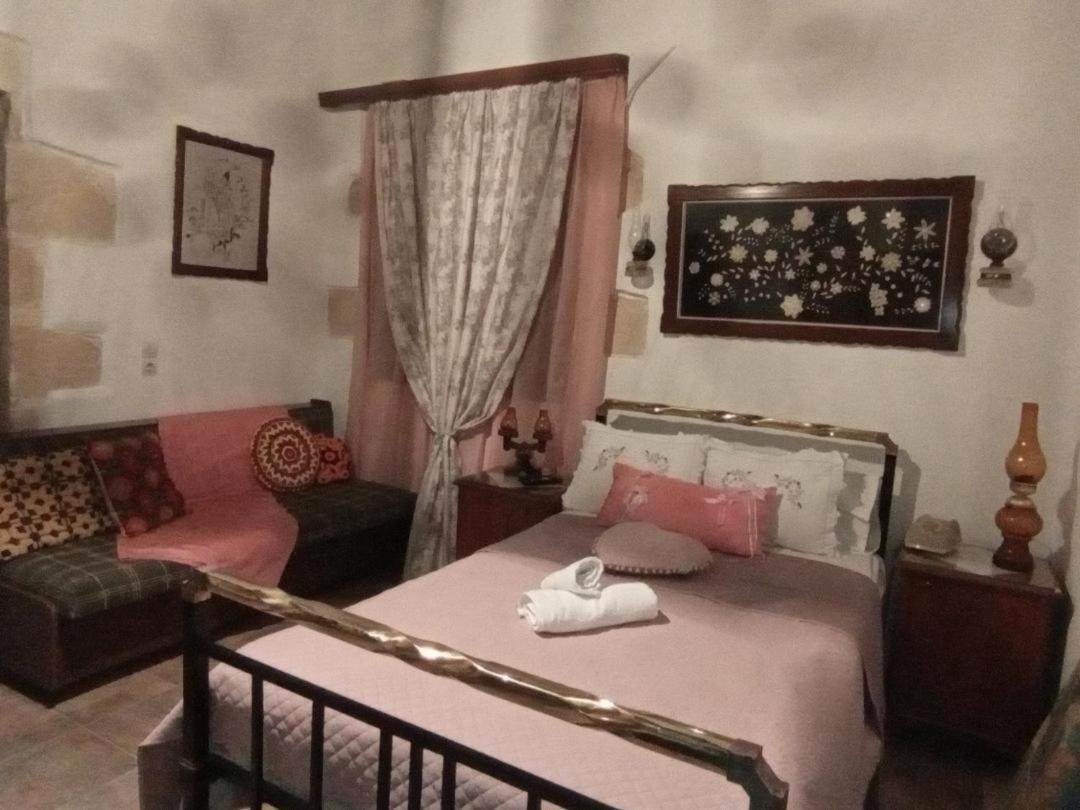 Traditional House Maria Azoyirás Extérieur photo