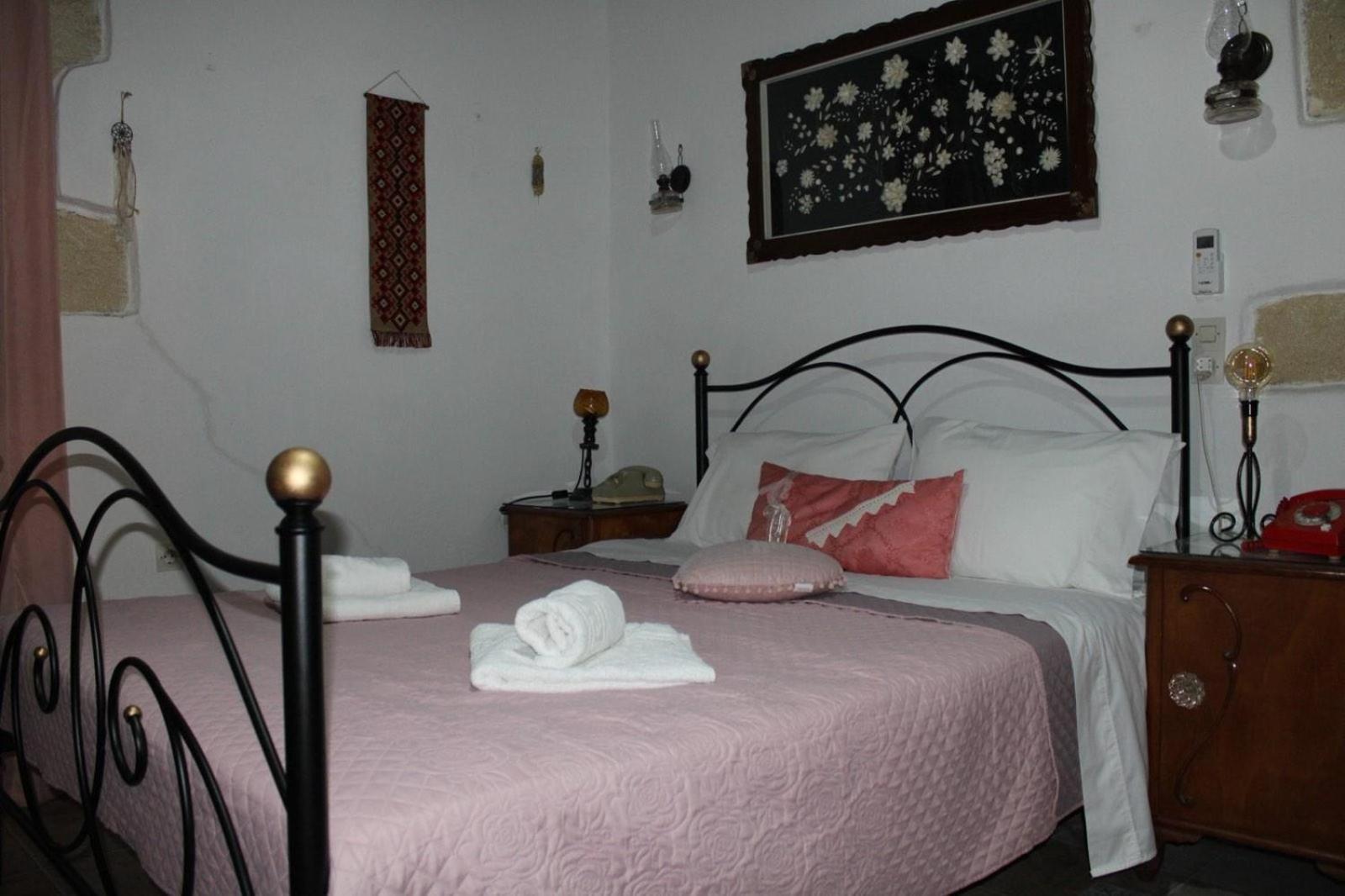 Traditional House Maria Azoyirás Extérieur photo